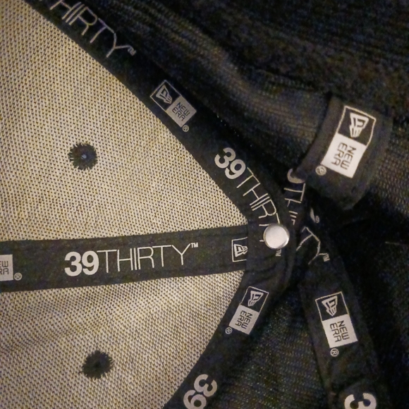Harley-Davidson 39 Thirty New Era cap.  Mens. Size: Small/Medium.  Black & Gray - Picture 5 of 10